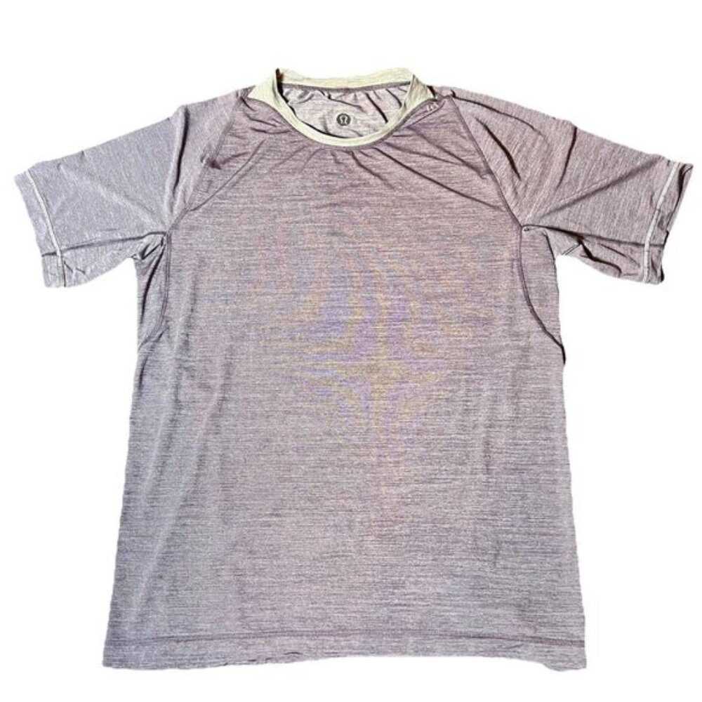 Lululemon License to Train Short-Sleeve Shirt Mens Large Purple